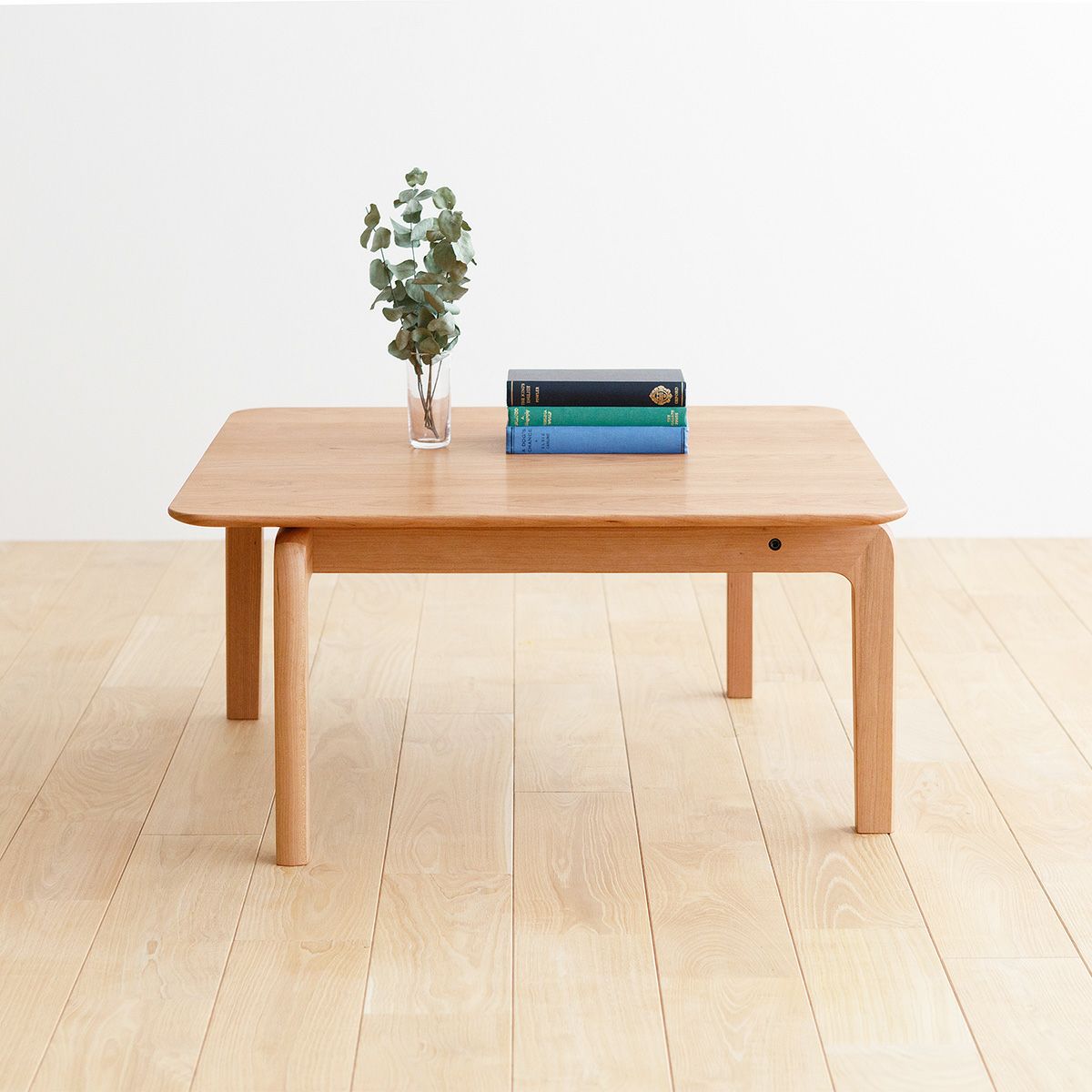 LISCIO | Low Table 70×70cm (ローテーブル)