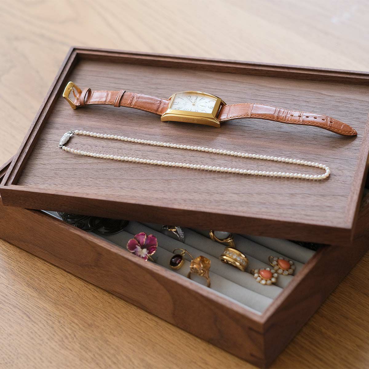 000000000346-01-xs.jpg?t=