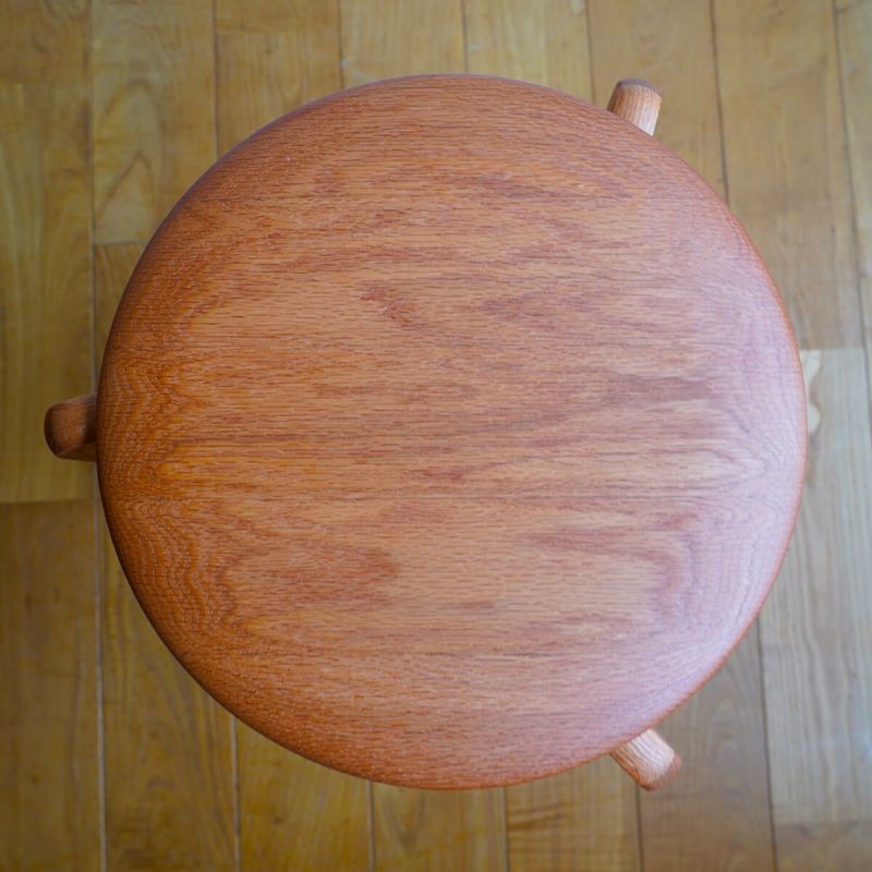 LISCIO | Stool 柿渋染 (3本脚スツール) | DENTO STORE | 額縁・家具